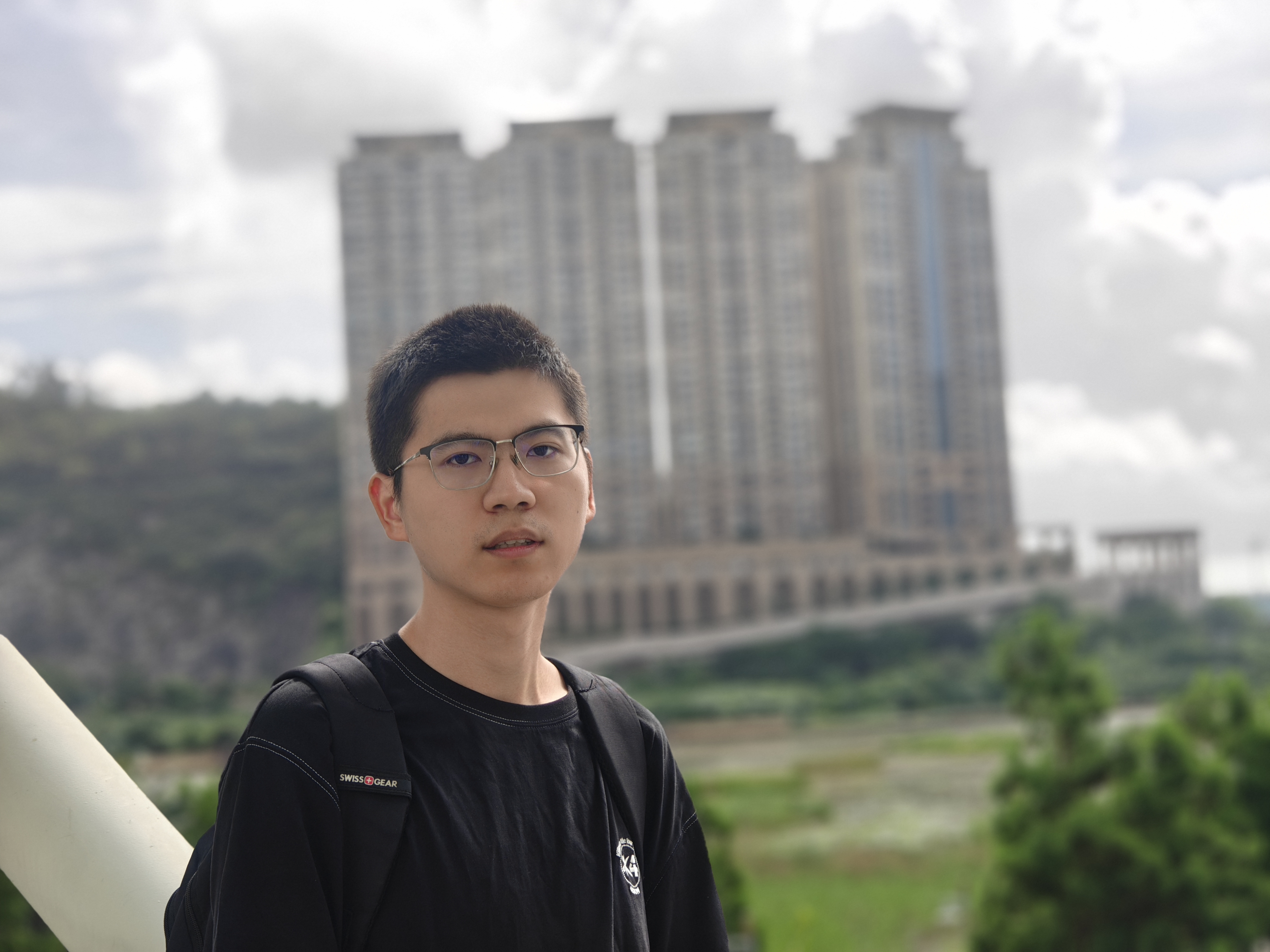 profile.jpg
